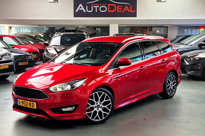 Ford Focus Wagon 1.5 Titanium 183 PK, Leer, 18 inch LMV