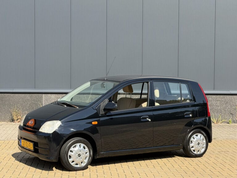 54663387-1.jpg